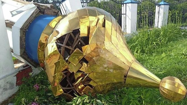 Ураган снес купол с крестом с двухсотлетнего храма Покрова Пресвятой Богородицы в селе Большой Куяш в Челябинской области