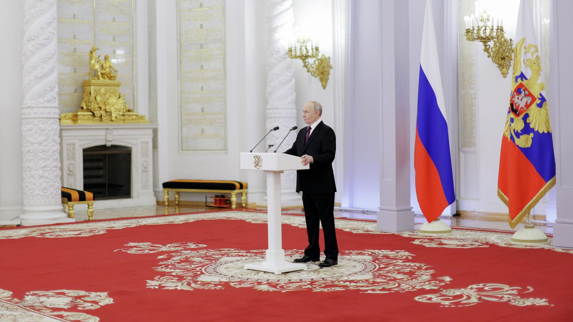 Президент России Владимир Путин на встрече с выпускниками вузов силовых ведомств - РИА Новости, 1920, 23.06.2026