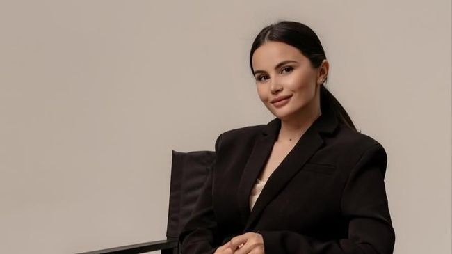 Алина Пекова