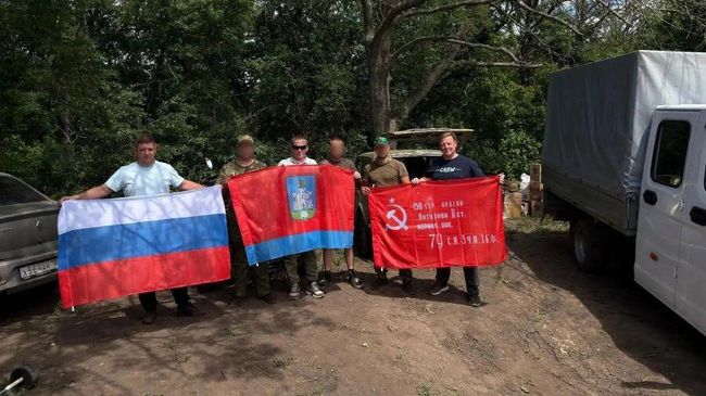 Передача гуманитарного груза от Орловской области российским зенитчикам, служащим на СВО