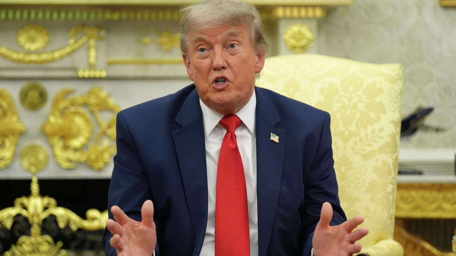 Президент США Дональд Трамп во время встречи с генеральным секретарем НАТО Марком Рютте в Овальном кабинете - РИА Новости, 1920, 24.06.2026