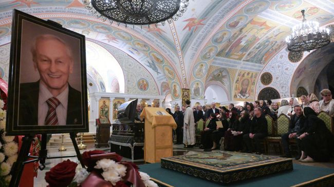 Церемония прощания с народным артистом РСФСР Михаилом Ножкиным Церемония прощания с народным артистом РСФСР Михаилом Ножкиным