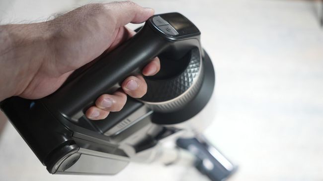 Вертикальный пылесос Trouver G70 Detect