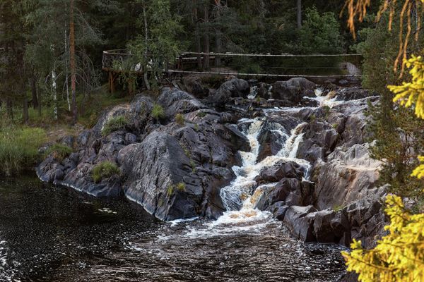 Водопад Рускеала на реке Тохмайоки