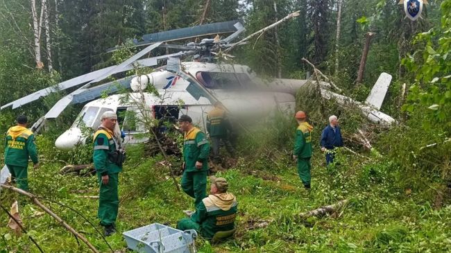 Ми-8Т, совершивший жесткую посадку в Красноярском крае