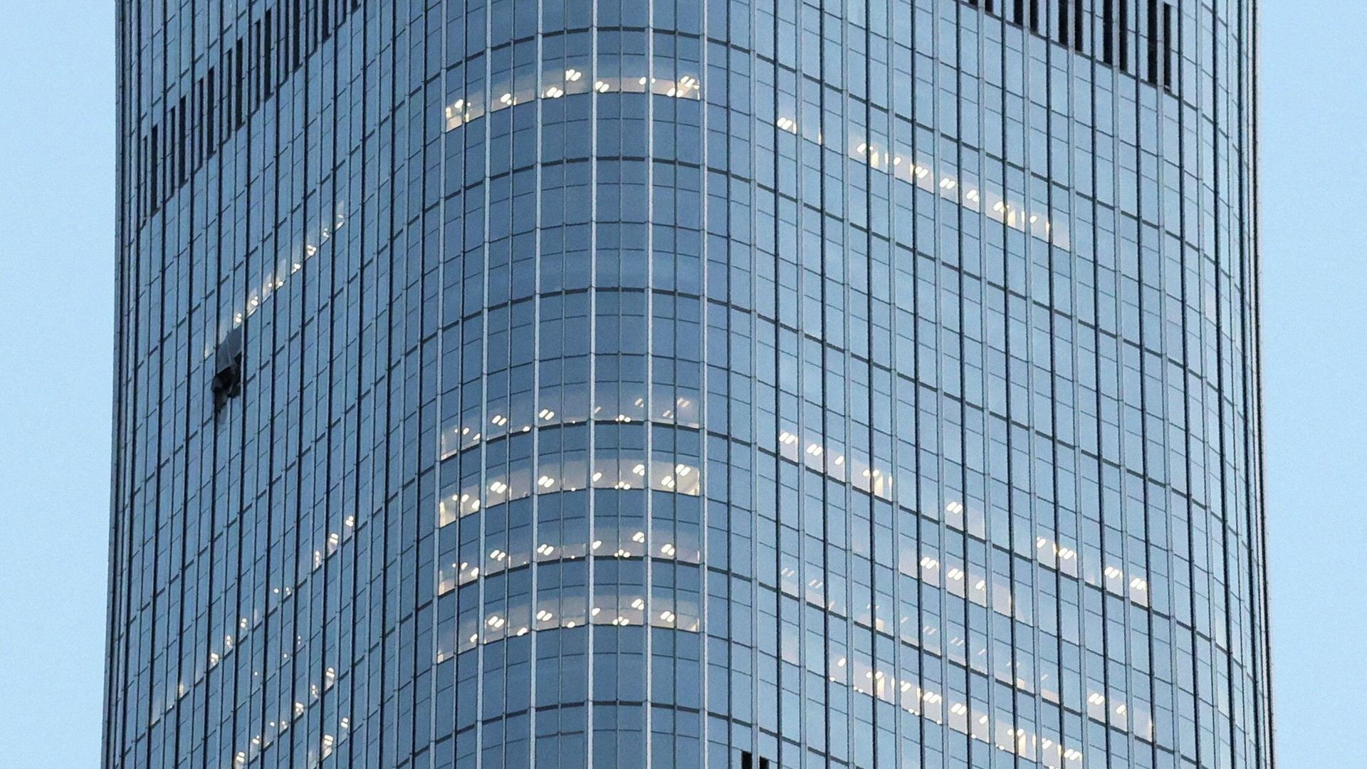 Поврежденный фасад башни CITIC Tower в Пекине, Китай Поврежденный фасад башни CITIC Tower в Пекине, Китай - РИА Новости, 1920, 26.06.2026