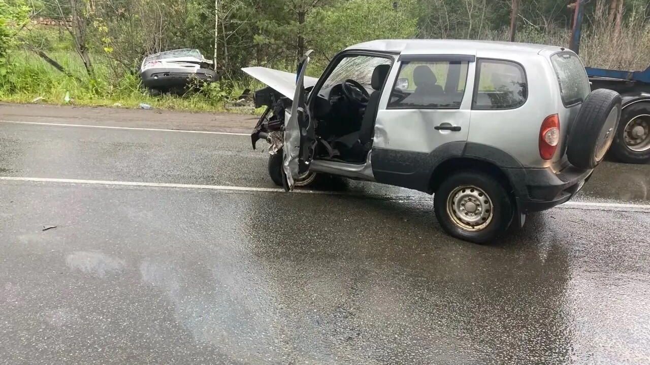 Последствия столкновения двух автомобилей в Челябинской области Последствия столкновения двух автомобилей в Челябинской области - РИА Новости, 1920, 28.06.2026