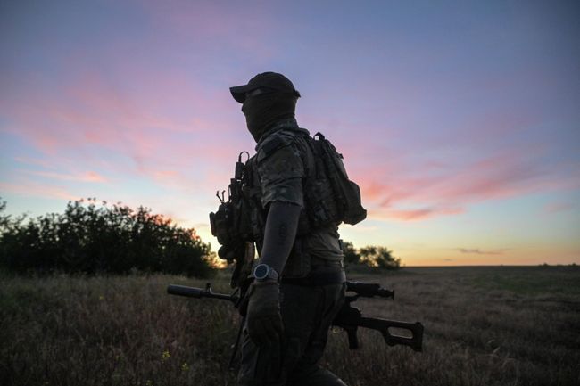 Российский военнослужащий Российский военнослужащий