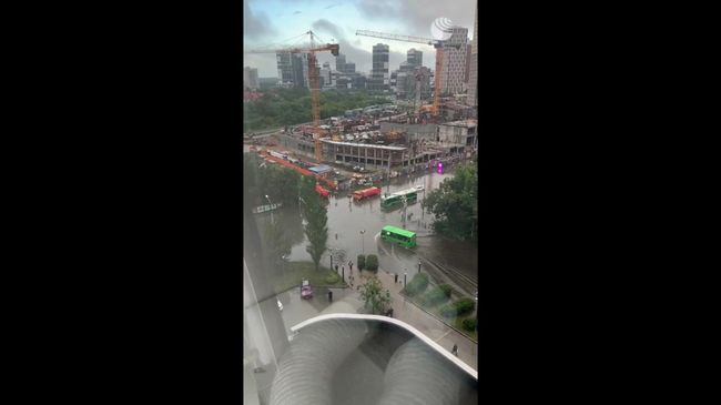 Затопленные улицы Екатеринбурга