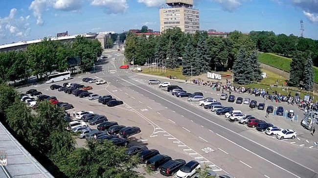 Очередь со стороны эстонского города Нарва