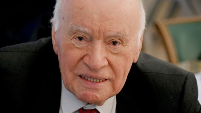 Профессор хирургии, академик Российской академии наук, заслуженный деятель науки России Лео Бокерия