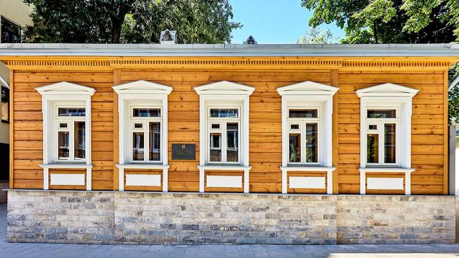 Дом Мельникова - Емельяновой - Топлениновых в Мансуровском переулке Москвы