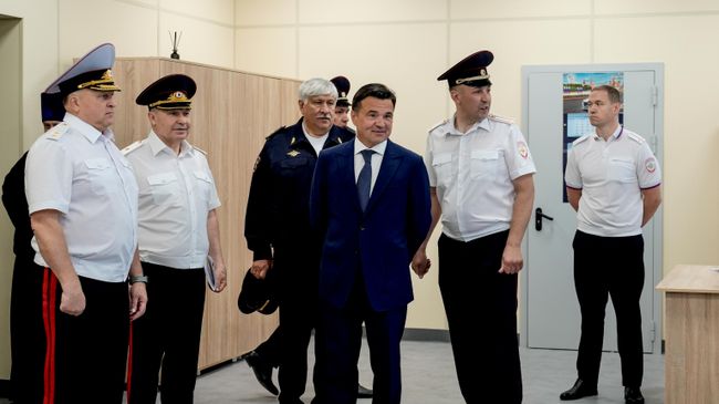 Губернатор Московской области Андрей Воробьев поздравил сотрудников ГИБДД с профессиональным праздником