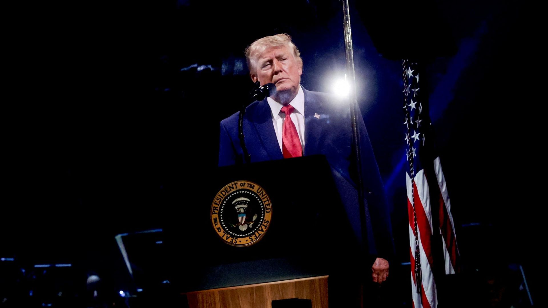 Президент США Дональд Трамп на митинге в честь 250-летия независимости США на Национальной аллее в Вашингтоне. 4 июля 2026 Президент США Дональд Трамп на митинге в честь 250-летия независимости США на Национальной аллее в Вашингтоне. 4 июля 2026 - РИА Новости, 1920, 05.07.2026