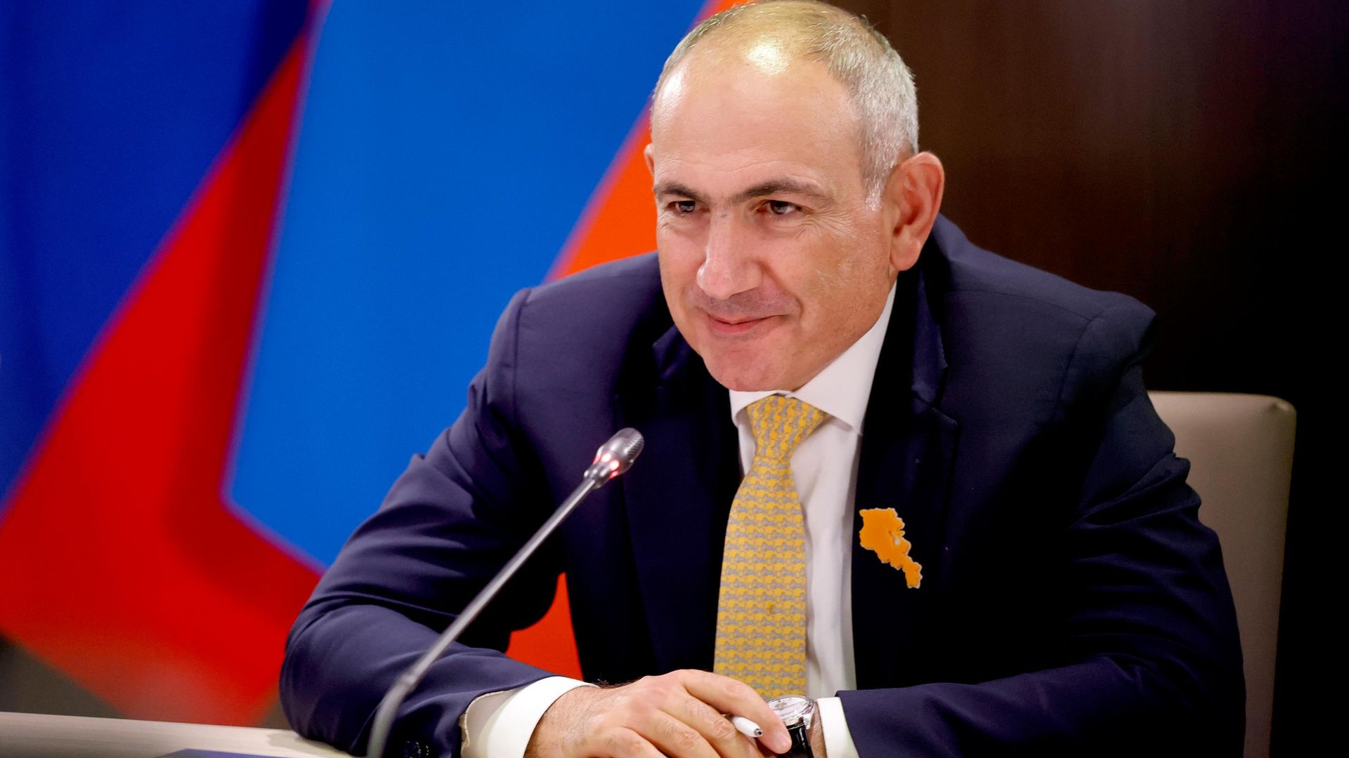 Премьер-министр Армении Никол Пашинян во время встречи с председателем правительства РФ Михаилом Мишустиным в Екатеринбурге. 6 июля 2026 - РИА Новости, 1920, 06.07.2026
