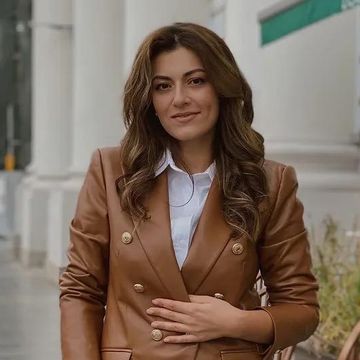 Яна Мататова Яна Мататова