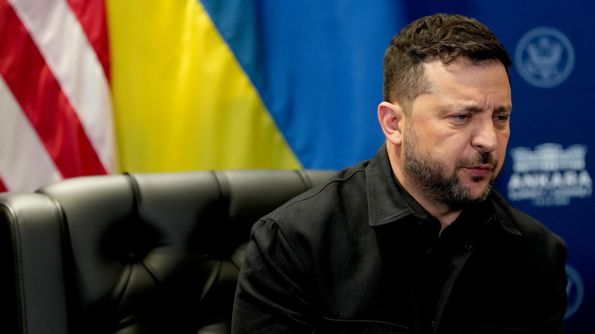 Владимир Зеленский во время встречи с Дональдом Трампом в Анкаре Владимир Зеленский во время встречи с Дональдом Трампом в Анкаре - РИА Новости, 1920, 10.07.2026