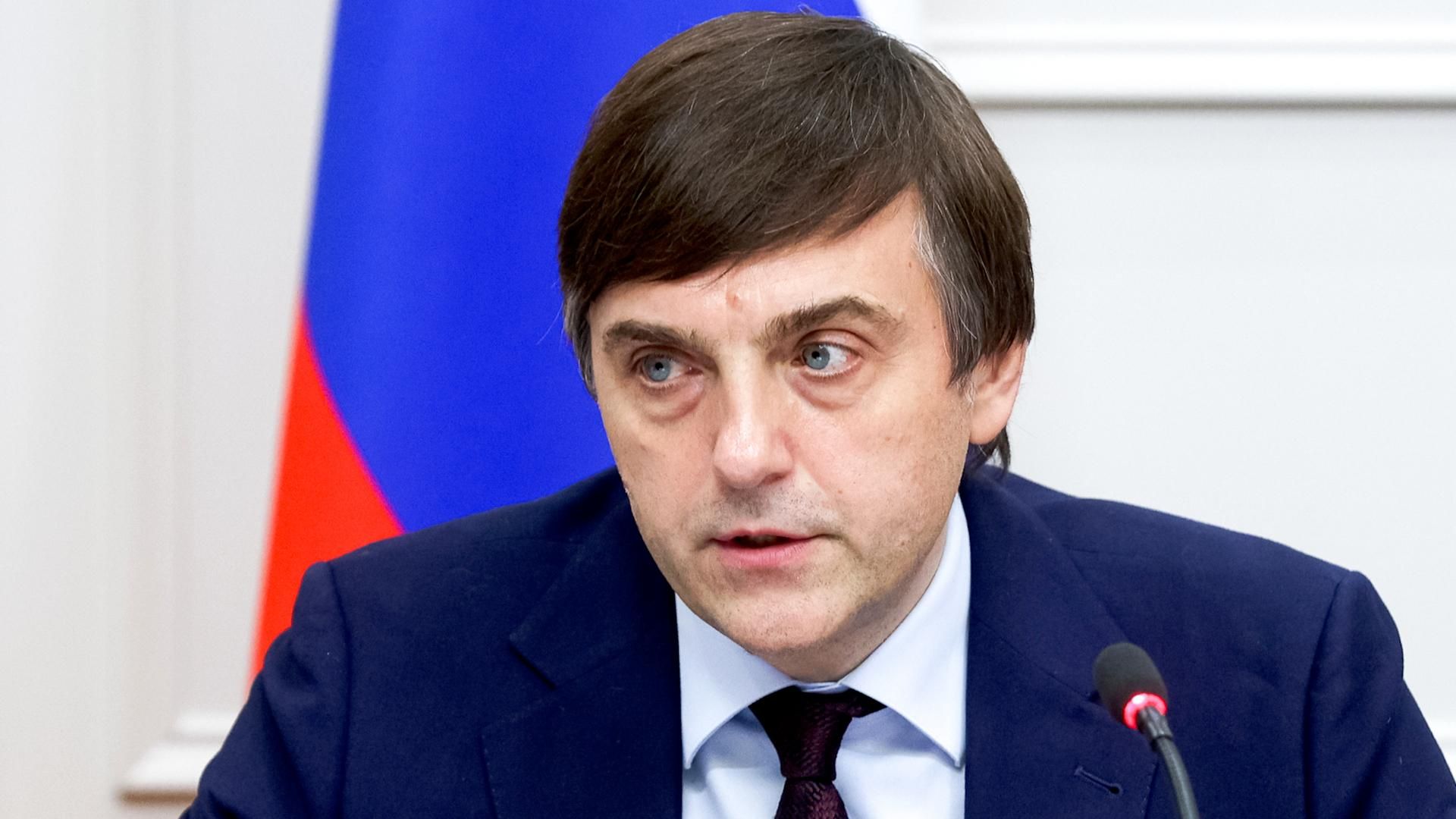 Кравцов о выпускнице с 500 баллами на ЕГЭ Кравцов о выпускнице с 500 баллами на ЕГЭ - РИА Новости, 1920, 08.07.2026