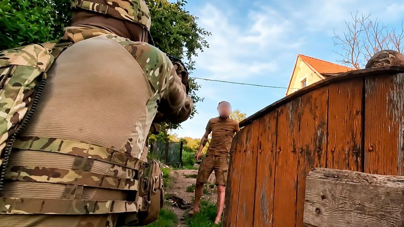 В Винницкой области боевик ВСУ с топором напал на сотрудников ВСП В Винницкой области боевик ВСУ с топором напал на сотрудников ВСП - РИА Новости, 1920, 09.07.2026