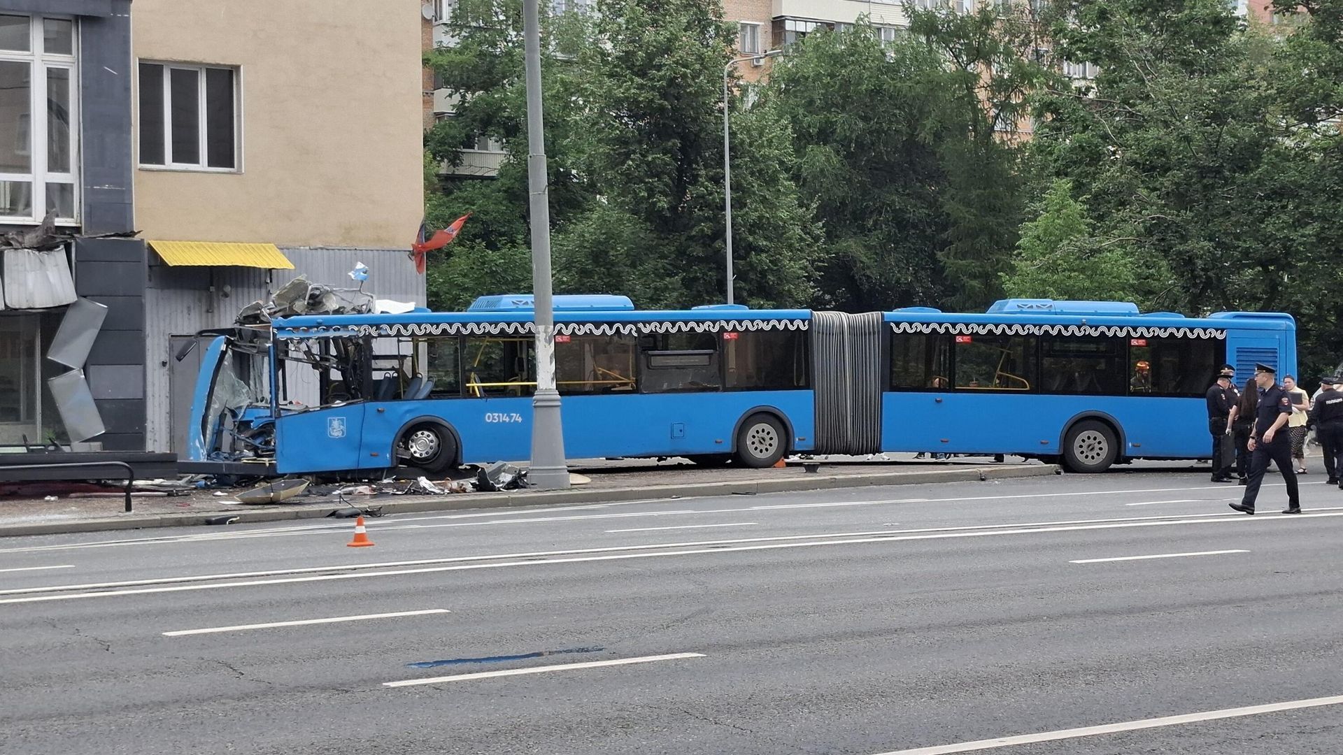 ДТП с автобусом в Москве. 10 июля 2026 ДТП с автобусом в Москве. 10 июля 2026 - РИА Новости, 1920, 10.07.2026