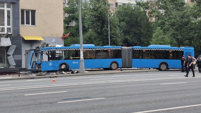 ДТП с автобусом в Москве. 10 июля 2026