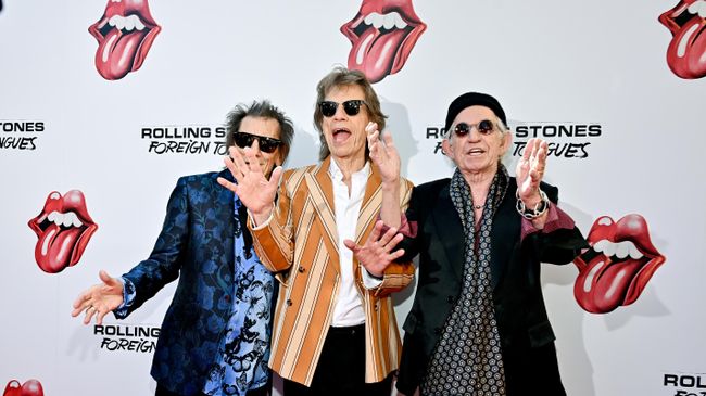 Ронни Вуд, Мик Джаггер и Кит Ричардс на презентации альбома The Rolling Stones Foreign Tongues