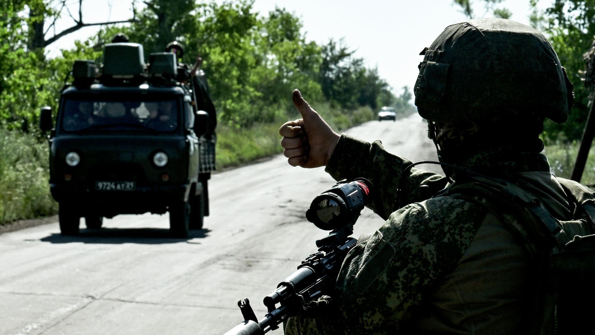 Боевое дежурство мобильной огневой группы в зоне СВО Боевое дежурство мобильной огневой группы в зоне СВО - РИА Новости, 1920, 07.08.2026