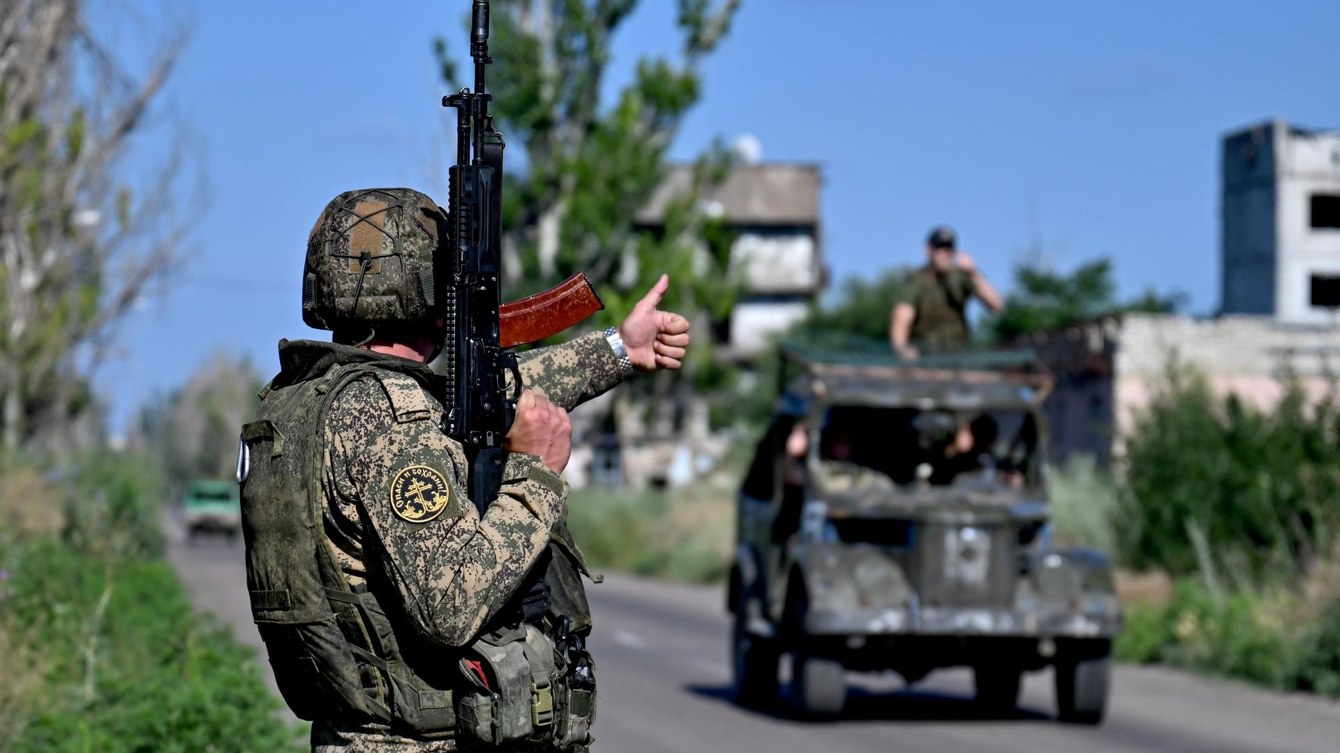 Боевое дежурство мобильной огневой группы в зоне СВО Боевое дежурство мобильной огневой группы в зоне СВО - РИА Новости, 1920, 27.07.2026