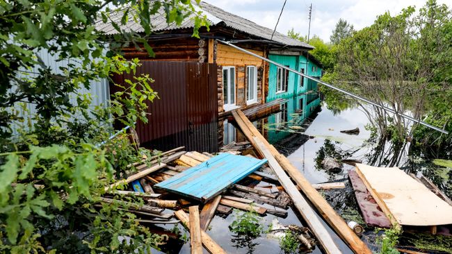 Последствия паводка в Свердловской области