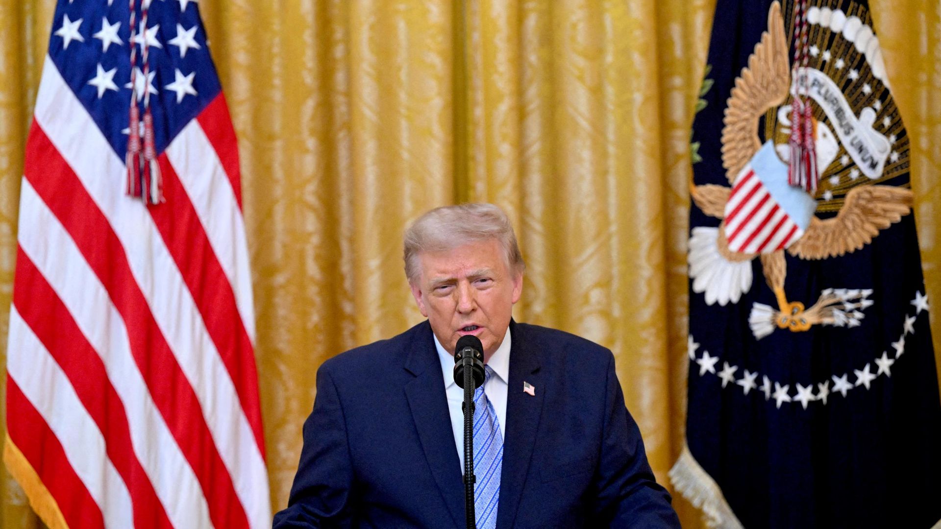 Президент США Дональд Трамп во время обращения к нации в Белом доме в Вашингтоне. 16 июля 2026 - РИА Новости, 1920, 17.07.2026