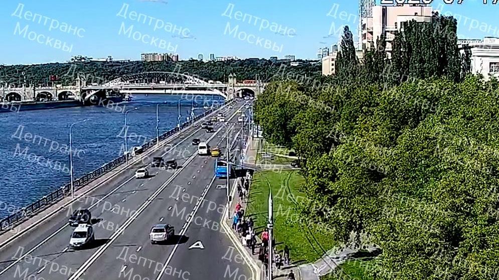 ДТП на Бережковской набережной в Москве ДТП на Бережковской набережной в Москве - РИА Новости, 1920, 17.07.2026