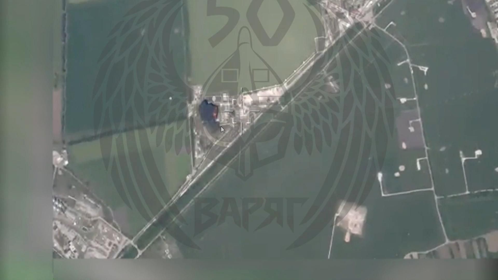 Герань-4 Сикер поражает центр переработки углеводородного сырья в Полтавской области Герань-4 Сикер поражает центр переработки углеводородного сырья в Полтавской области - РИА Новости, 1920, 19.07.2026