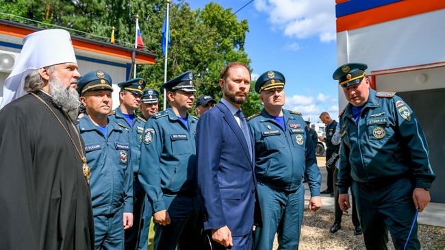 Виталий Королев и глава МЧС Александр Куренков Виталий Королев и глава МЧС Александр Куренков