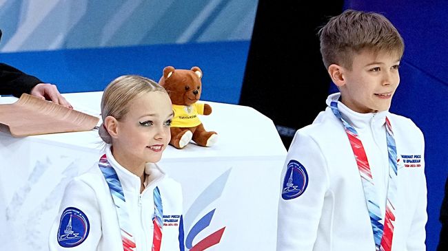 Фигуристы Елена Костылева и Лев Лазарев