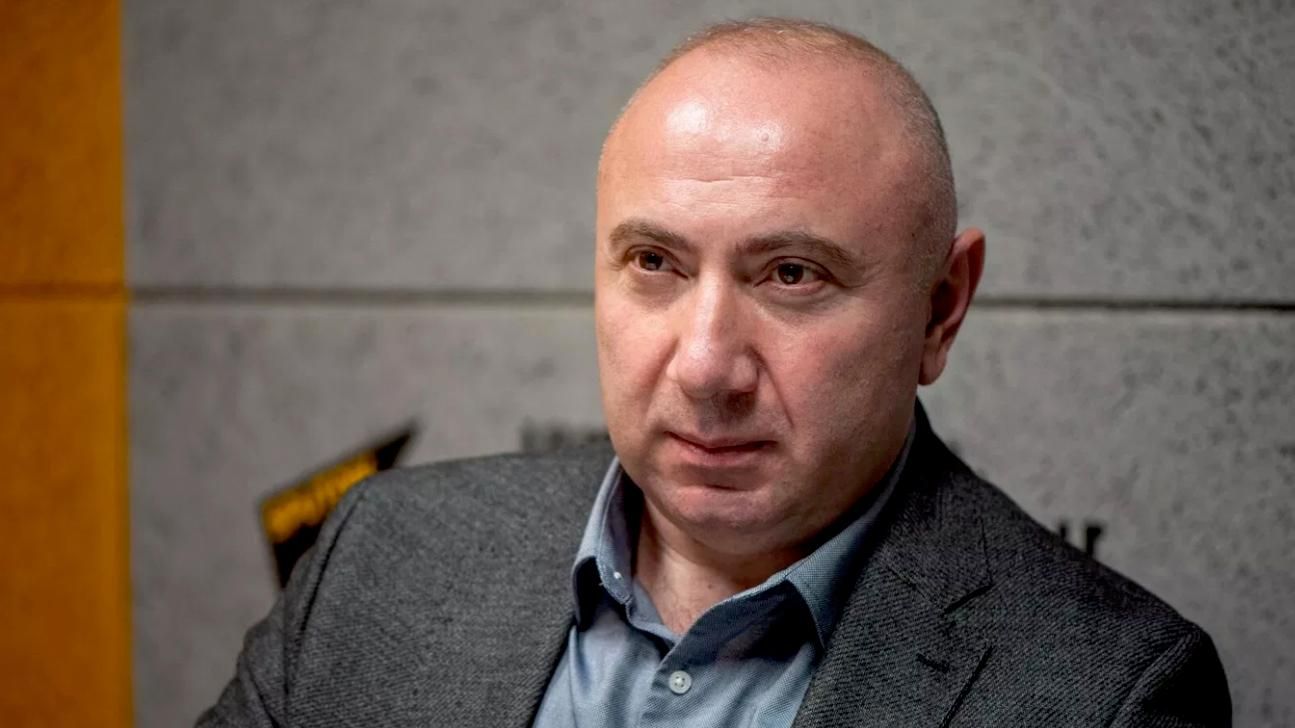 Лидер оппозиционной партии Мать-Армения Андраник Теванян Лидер оппозиционной партии Мать-Армения Андраник Теванян - РИА Новости, 1920, 21.07.2026