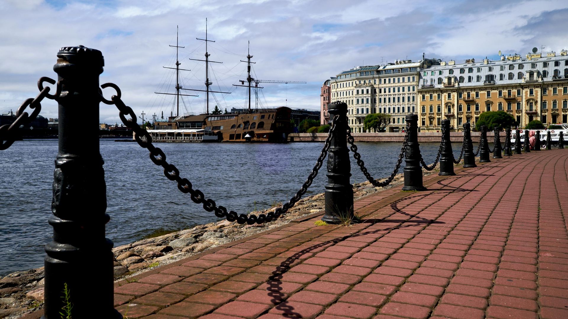 Набережная Петропавловской крепости в Санкт-Петербурге Набережная Петропавловской крепости в Санкт-Петербурге - РИА Новости, 1920, 27.07.2026