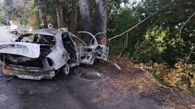 Последствия ДТП с участием автомобиля в Зеленодольске в Татарстане