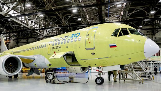 Новый российский среднемагистральный пассажирский самолет МС-21-310