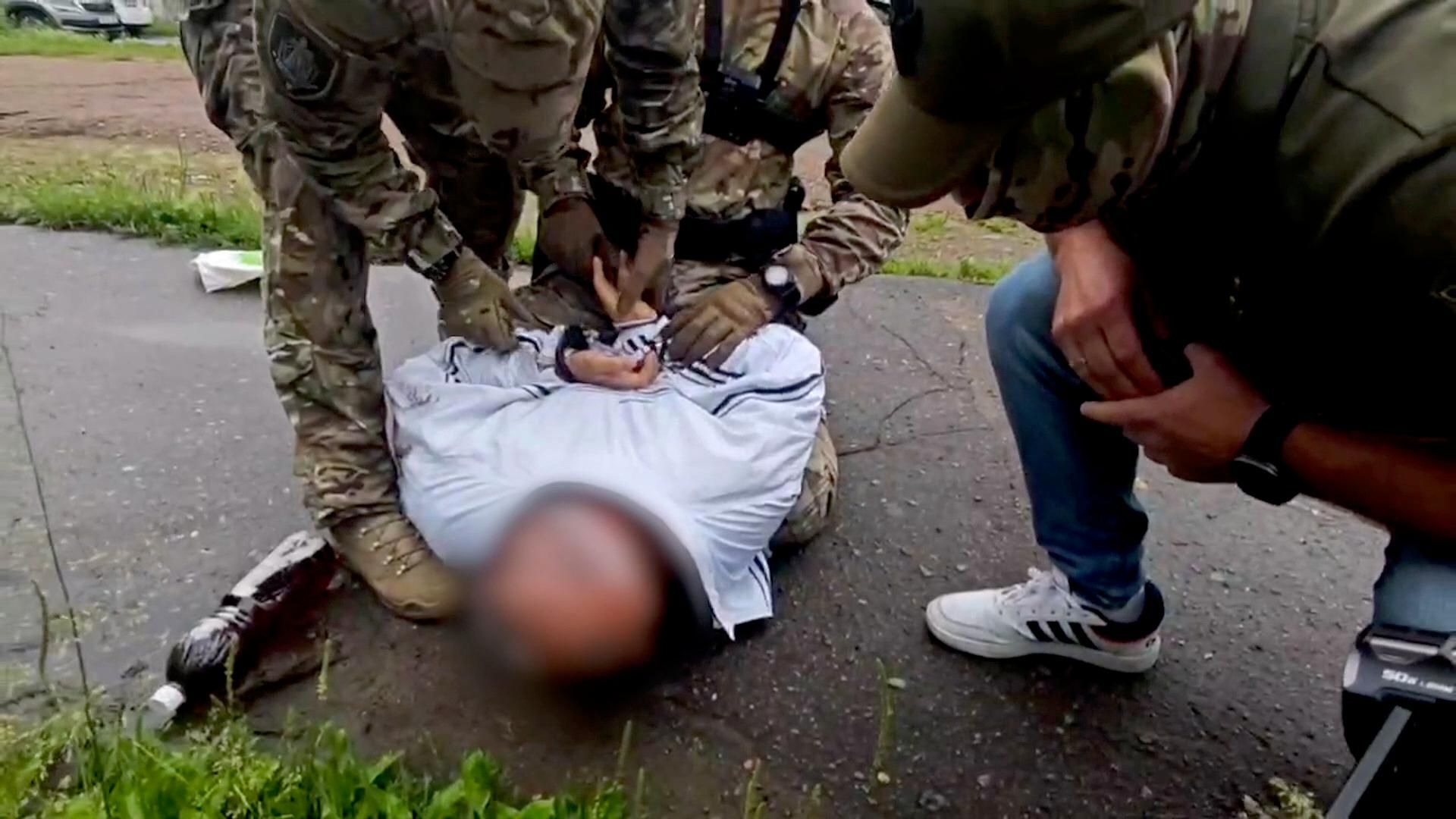 Кадры задержания россиянина, шпионившего в пользу Новой Зеландии - РИА Новости, 1920, 27.07.2026