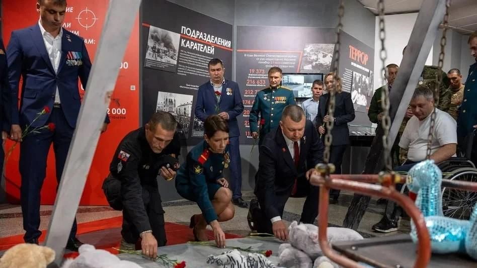 Акция-реквием в память о детях-жертвах войны в Донбассе в Музее Победы - РИА Новости, 1920, 27.07.2026