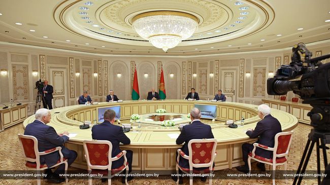 Встреча президента Республики Беларусь Александра Лукашенко и губернатора Калужской области Владислава Шапши в Минске