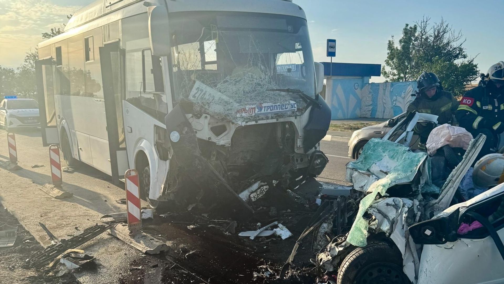 Последствия ДТП с участием рейсового автобуса Паз Вектор и автомобиля Lada Granta в Крыму Последствия ДТП с участием рейсового автобуса Паз Вектор и автомобиля Lada Granta в Крыму - РИА Новости, 1920, 28.07.2026