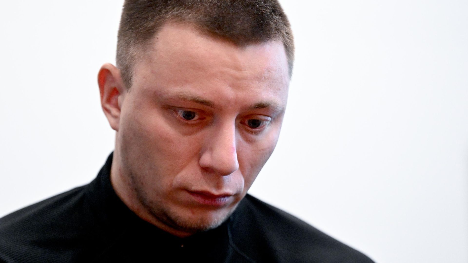 Мотоциклист Максим Завирюха, сбивший насмерть фотографа актрису Ксению Добромилову, на заседании Дорогомиловского суда Мотоциклист Максим Завирюха, сбивший насмерть фотографа актрису Ксению Добромилову, на заседании Дорогомиловского суда - РИА Новости, 1920, 28.07.2026