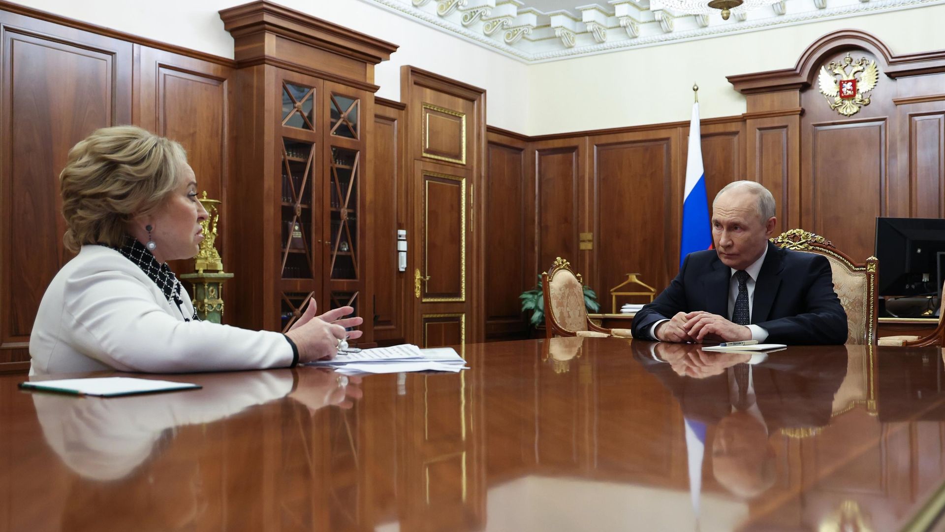 Путин провел встречу с Матвиенко Путин провел встречу с Матвиенко - РИА Новости, 1920, 28.07.2026
