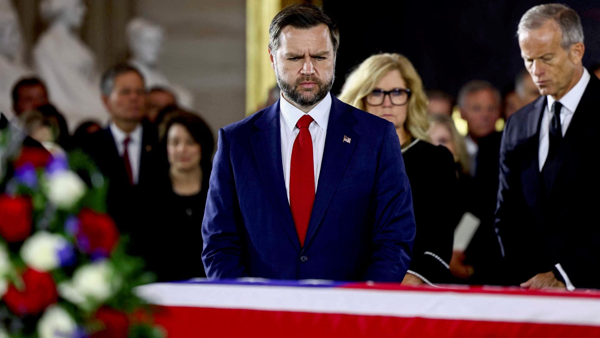 Вице-президент США Джей Ди Вэнс на церемонии прощания с сенатором Линдси Грэмом*. 28 июля 2026 Вице-президент США Джей Ди Вэнс на церемонии прощания с сенатором Линдси Грэмом*. 28 июля 2026 - РИА Новости, 1920, 28.07.2026