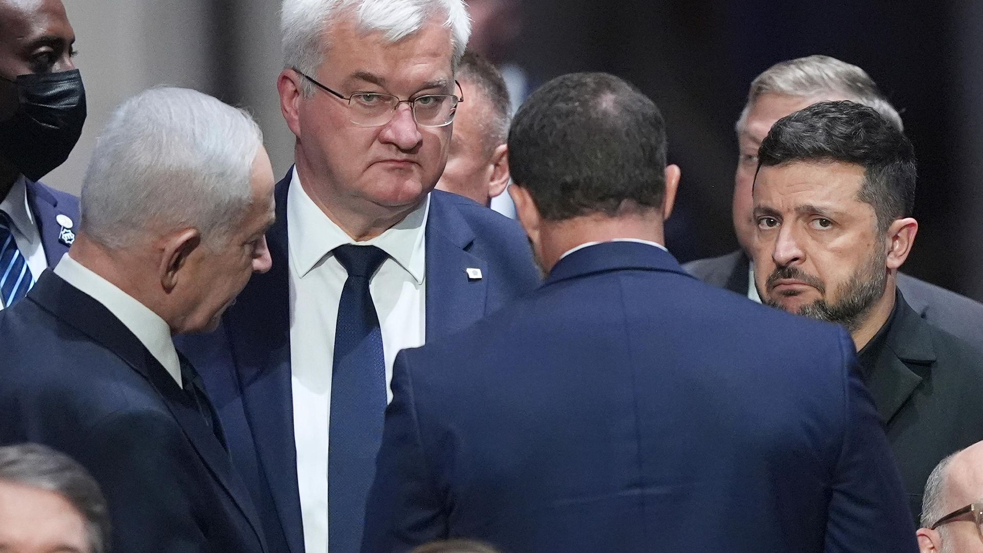 Премьер-министр Израиля Биньямин Нетаньяху и Владимир Зеленский во время церемонии прощания с Линдси Грэмом* в Вашингтоне. 29 июля 2026 Премьер-министр Израиля Биньямин Нетаньяху и Владимир Зеленский во время церемонии прощания с Линдси Грэмом* в Вашингтоне. 29 июля 2026 - РИА Новости, 1920, 29.07.2026