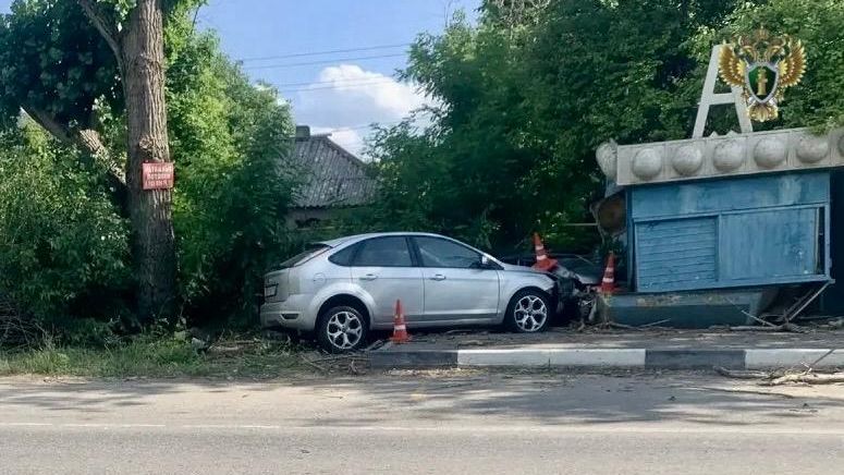 Последствия столкновения двух легковых автомобилей в Ставропольском крае. 30 июля 2026 - РИА Новости, 1920, 30.07.2026