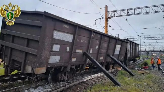 Три вагона с углем сошли с рельсов на станции Белогорск в Приамурье