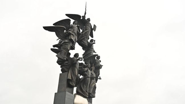 Скульптурная композиция Собор Архистратига Михаила в Екатеринбурге