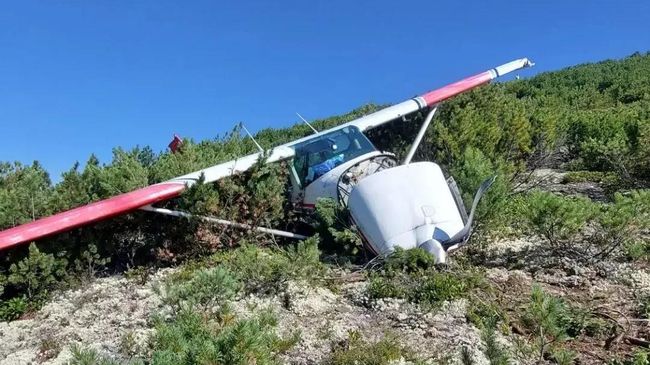 Место крушения легкомоторного самолета Cessna 182 в Бодайбинском районе Место крушения легкомоторного самолета Cessna 182 в Бодайбинском районе